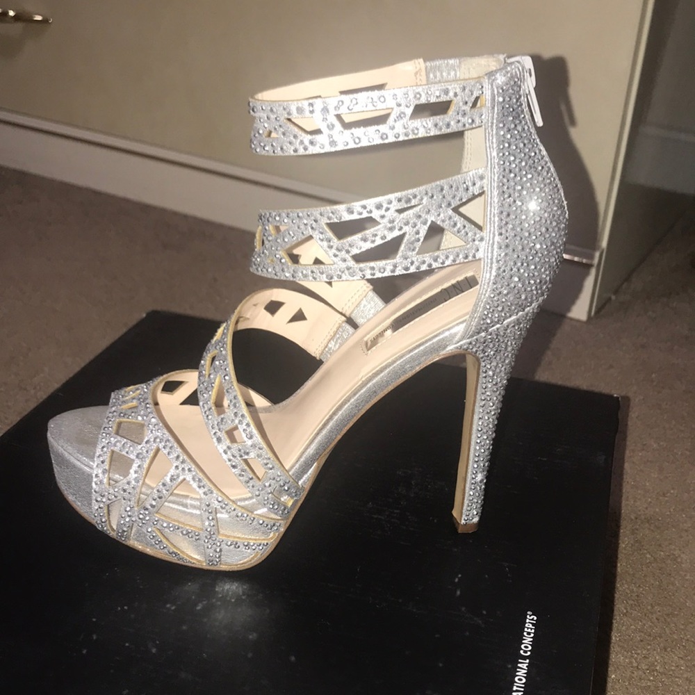 INC Pearl silver heels
